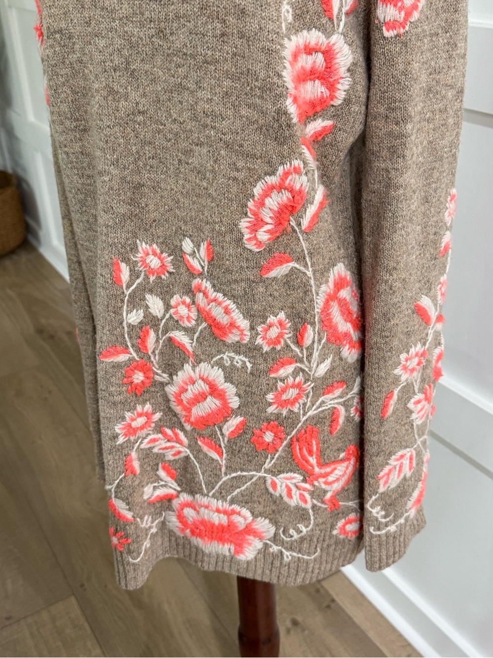 Anthropologie Sleeping on Snow Floral Embroidered Wool Blend Sweater Size M